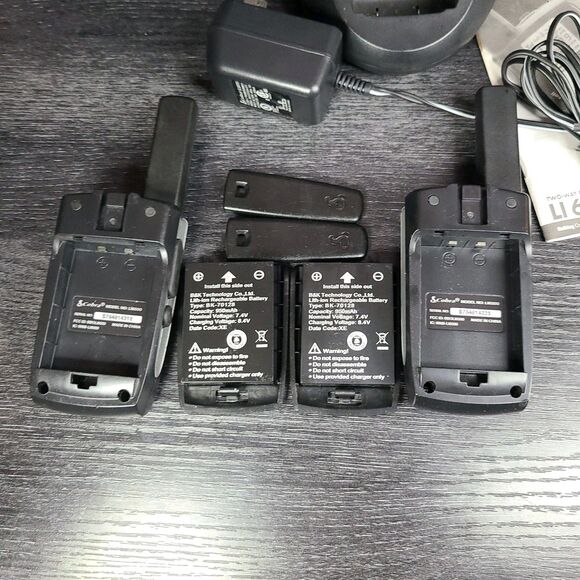Cobra LI-6500-2WXVP Two Way Radios Walkie Talkies And Charger Adapter - Picture 6 of 7